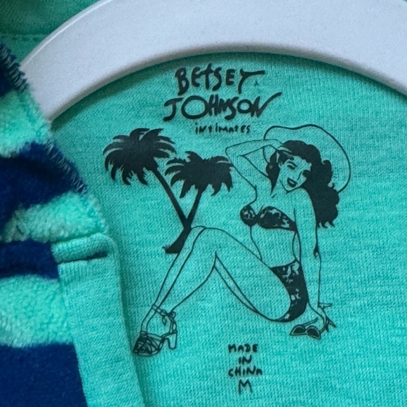 Betsy Johnson Cover-Up Striped Vintage Soft Cozy Size Medium - Picture 9 of 9